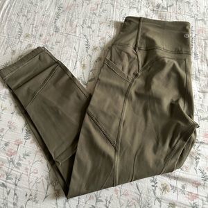 Lululemon swift speed 25”